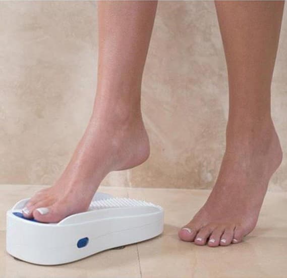 Multi-purpose Hands-free Exfoliation Step Pedi White