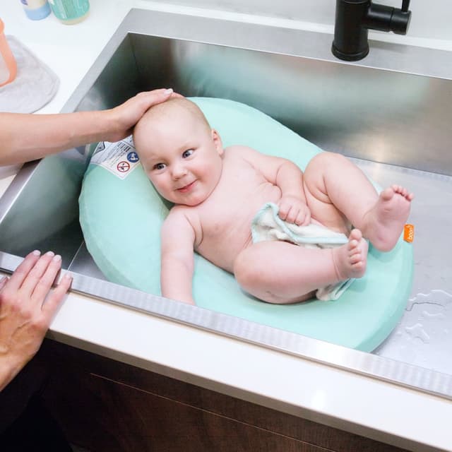 Boon Puff Inflatable Baby Bather, Comfortable and Portable, B11430