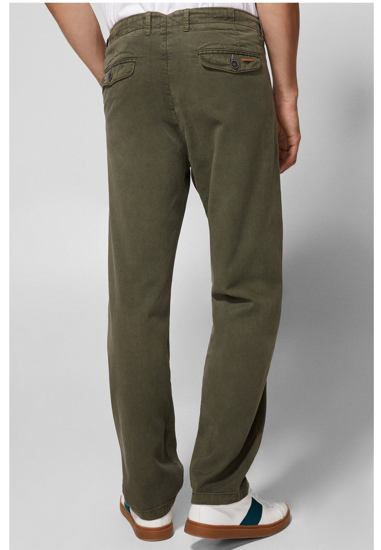 grey chino