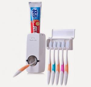 Auto squeezing toothpaste dispenser PM -511