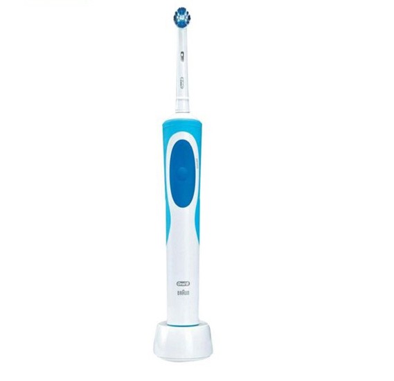 uitvinden Het hotel vergiftigen Buy Oral B Vitality Precision Clean Clam Shell Rechargeable Toothbrush  Online | oman.ourshopee.com | PG1188